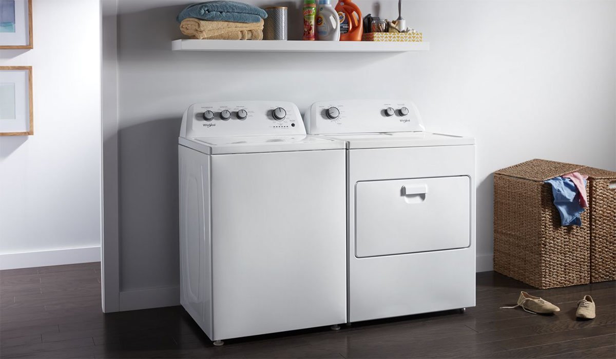 Whirlpool 7 Cu. Ft. White Gas Dryer With AutoDry Drying System