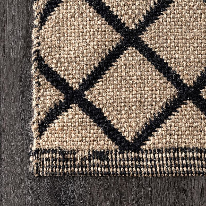 nuLOOM Anika Modern Trellis Area Rug