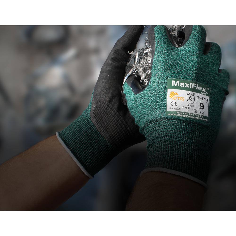 ATG MaxiFlex Cut Men's Medium Green ANSI 2 Abraision Resistant Nitrile-Coated Work Gloves 34-8443TMVPD30