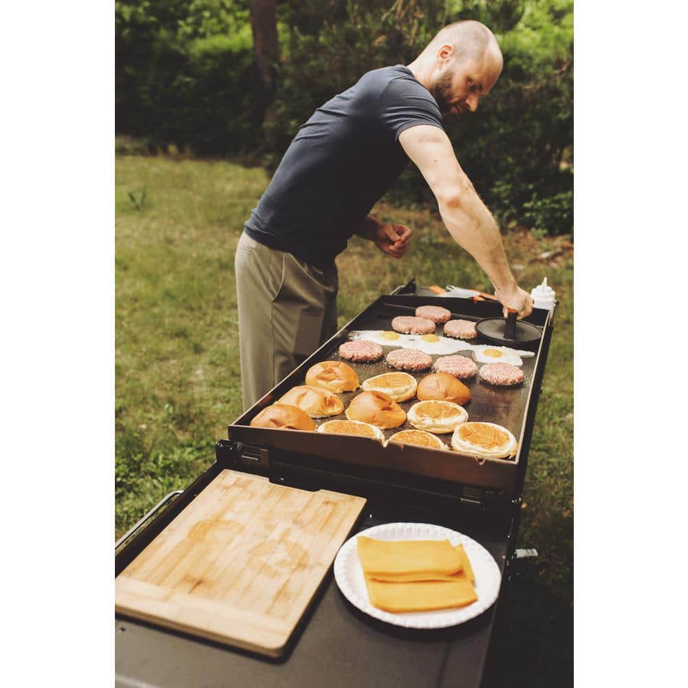 Razor 37 in. 4-Burner Propane Gas Griddle Grill with Foldable Shelves in Black with Condiment Tray and Wind Guards included GGC2241M-A