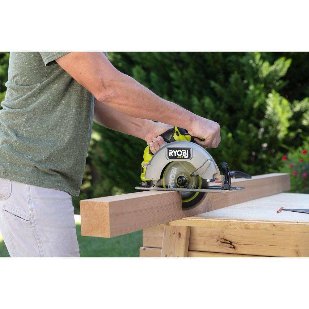 RYOBI ONE+ HP 18V Brushless Cordless 7-14 in. Circular Saw Kit with 4.0 Ah Battery Charger and (4-Piece) Replacement Blades PBLCS300K1-A067401