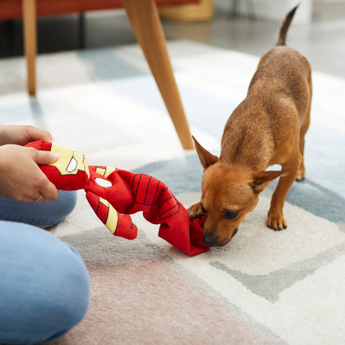 Marvel 's Ironman Bungee Plush Squeaky Dog Toy