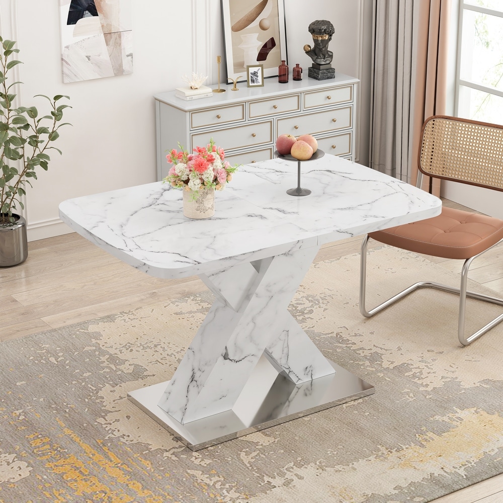 Retractable dining table with MDF Top