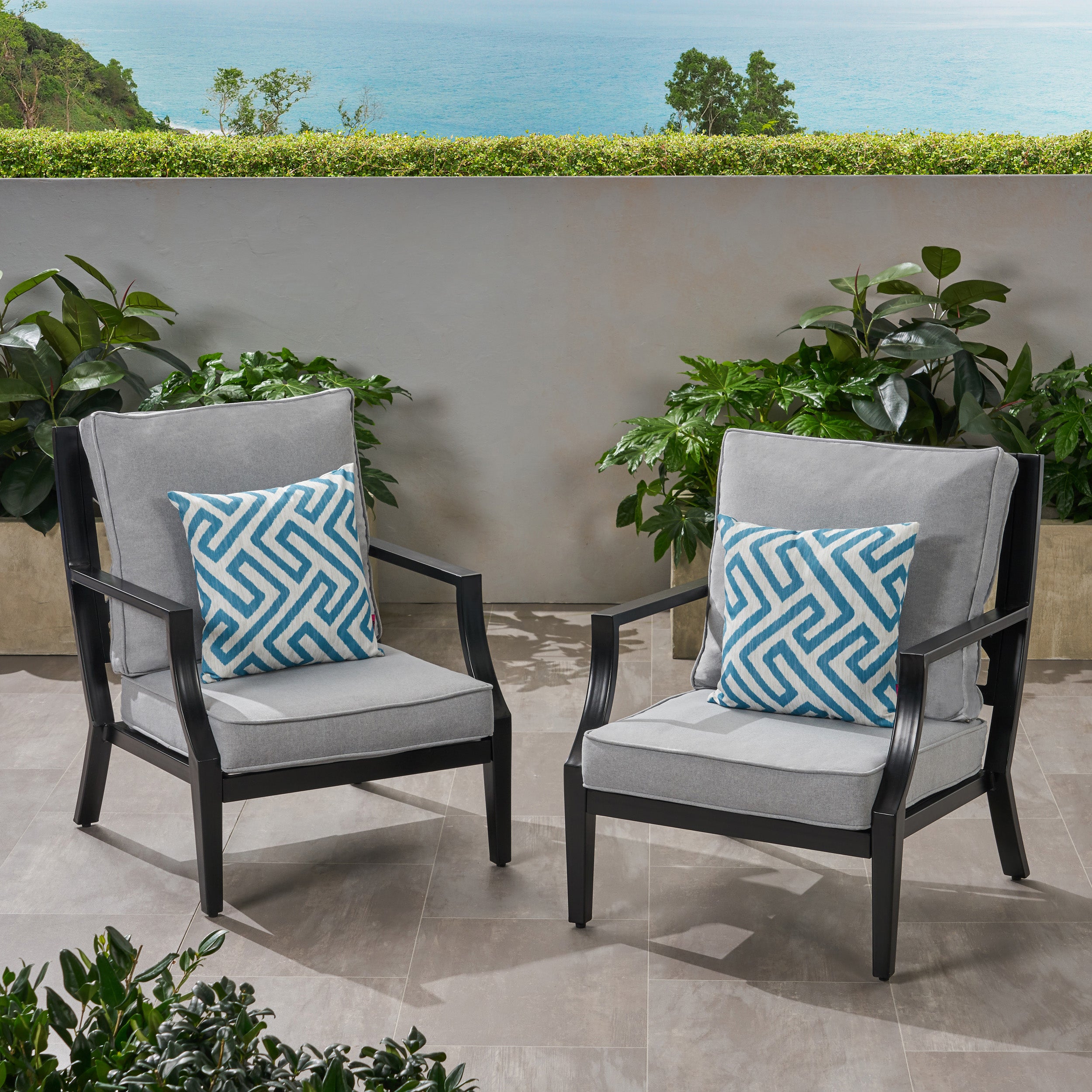 Carlson Diego Outdoor Cast Aluminum Club Chairs with Cushions (Set of 2)