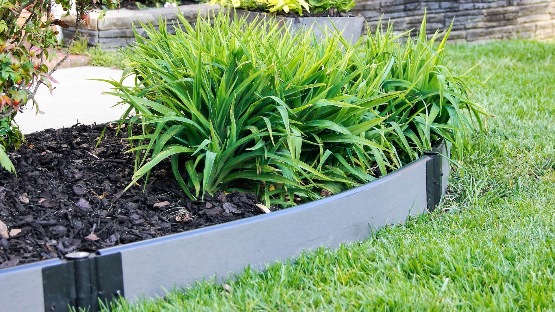 Curved Landscape Edging Kit