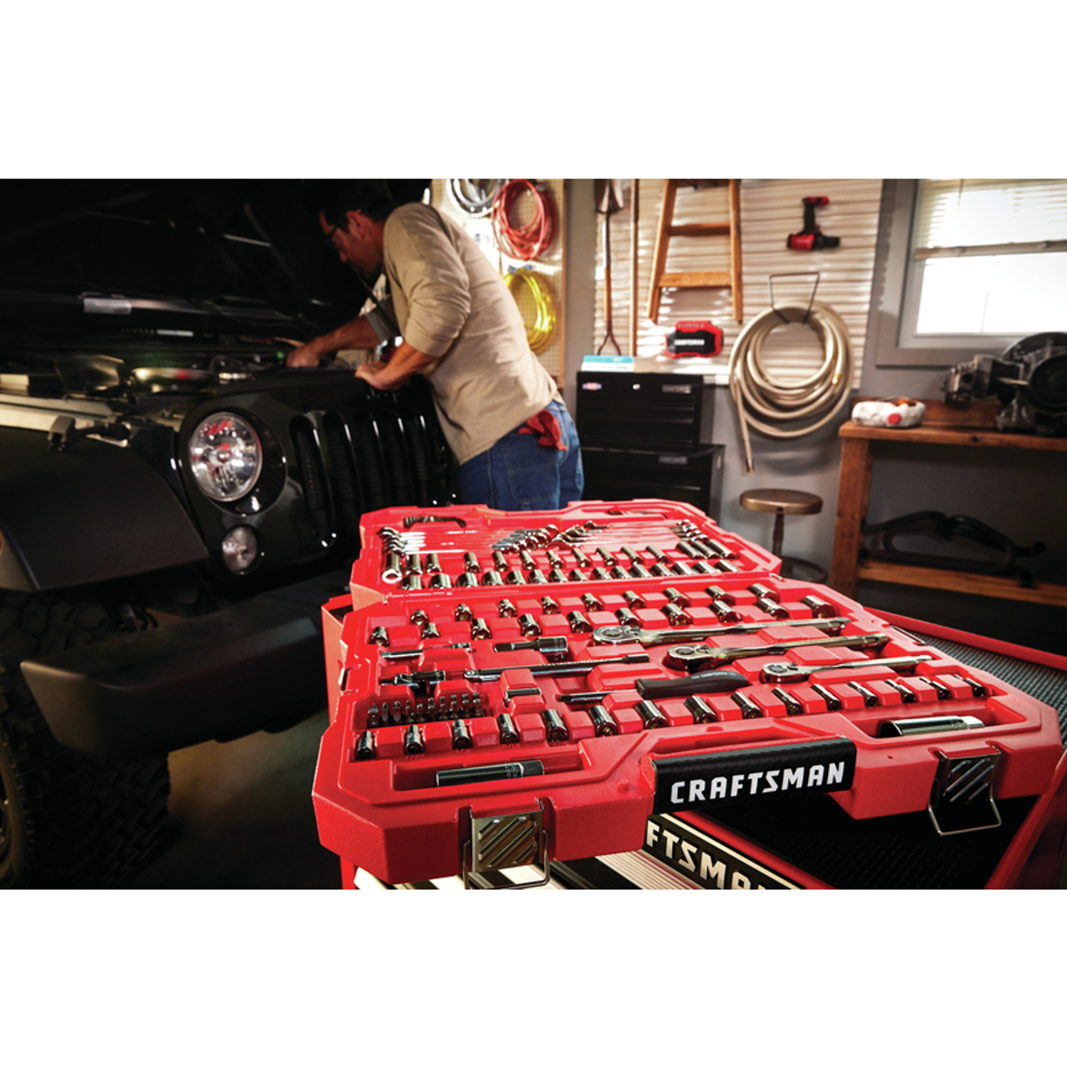 Craftsman 1/4， 3/8 and 1/2 in. drive Metric and SAE 6 Point Mechanic\u0027s Tool Set 121 pc