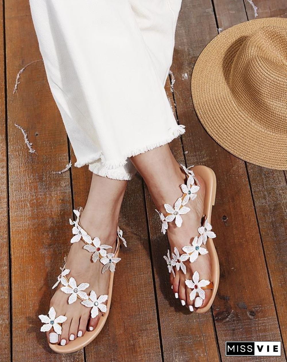 Women Open-Toe White Flower Sandal