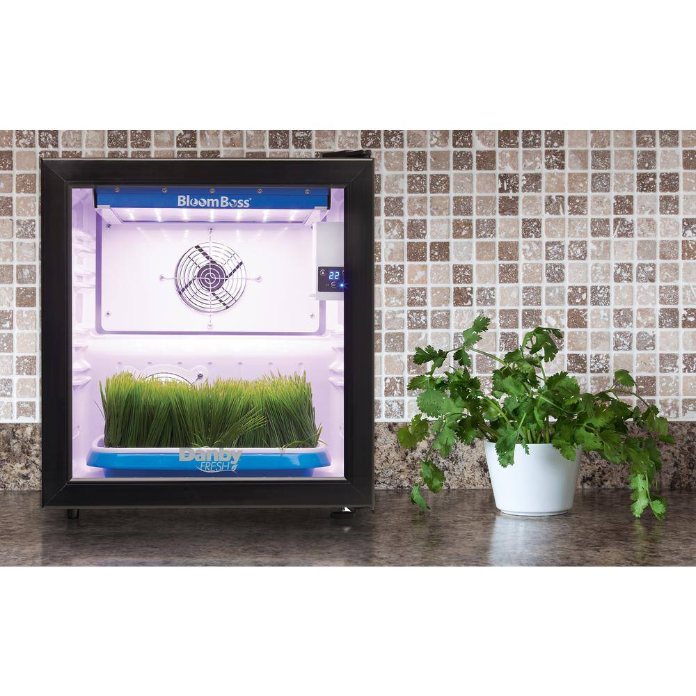 Danby 1.7 cu. ft. Herb Grower with 16-Watt LED Bloom Boss Lighting DFG17A1B