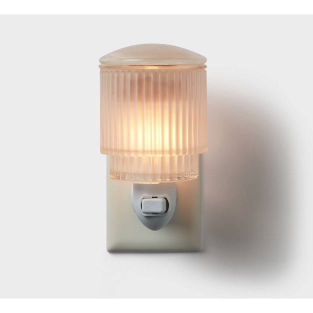 Ribbed Glass Wall Plug in Wax Warmer