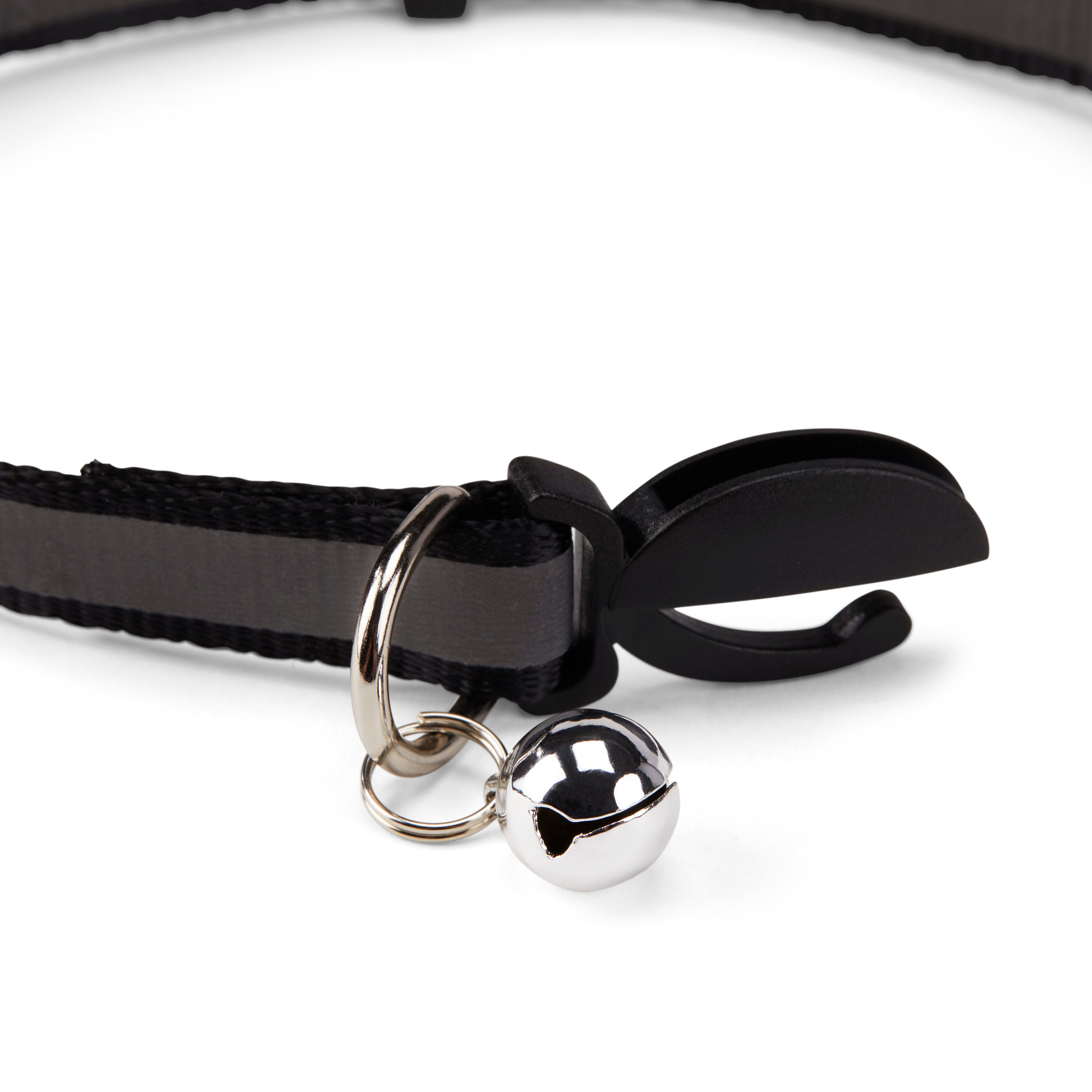 YOULY The Protector Black Reflective Striped Breakaway Large Cat Collar