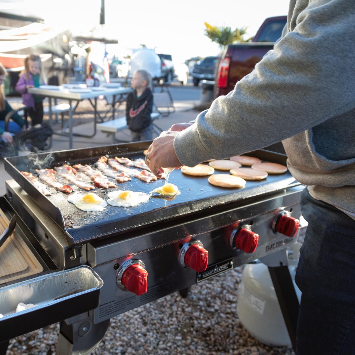 Camp Chef 600 4-Burner Portable Flat Top Propane Gas Grill