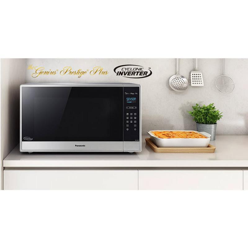 Panasonic 24-inch, 2 cu. ft. Countertop Microwave Oven NN-SE995S