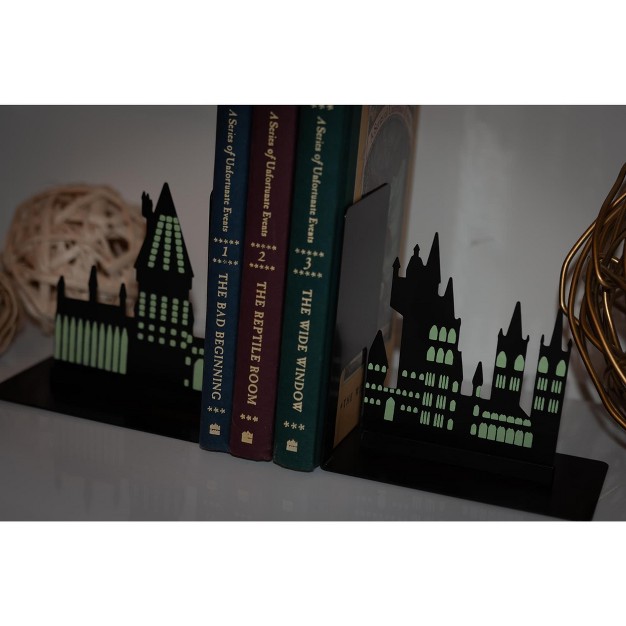 Seven20 Harry Potter Hogwarts Castle Metal Bookends Glow In The Dark Castle Design