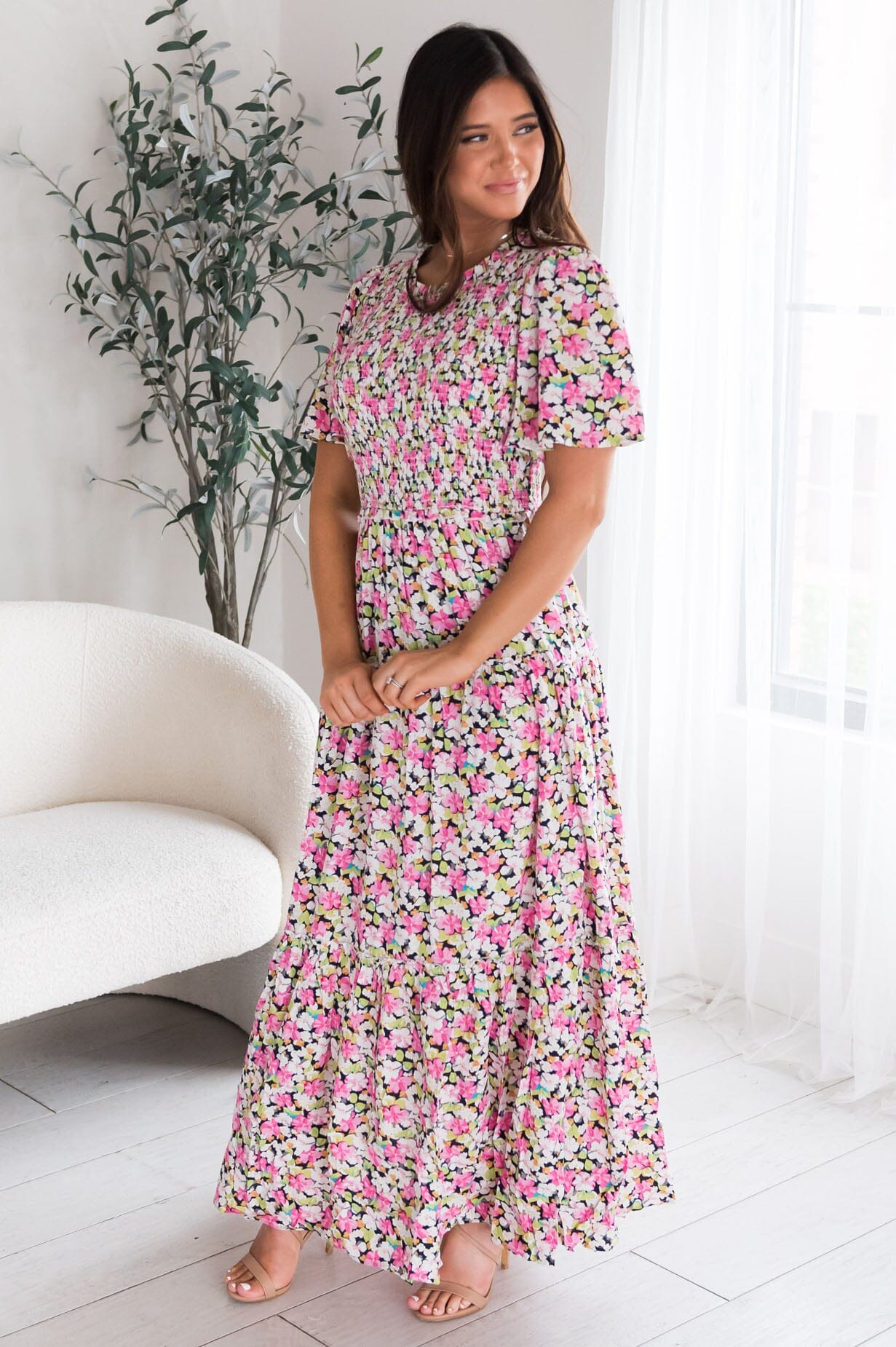 Faithann pink and white floral print short-sleeved tiered maxi dress