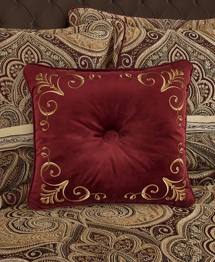 Five Queens Court Bordeaux Decorative Pillow， 18