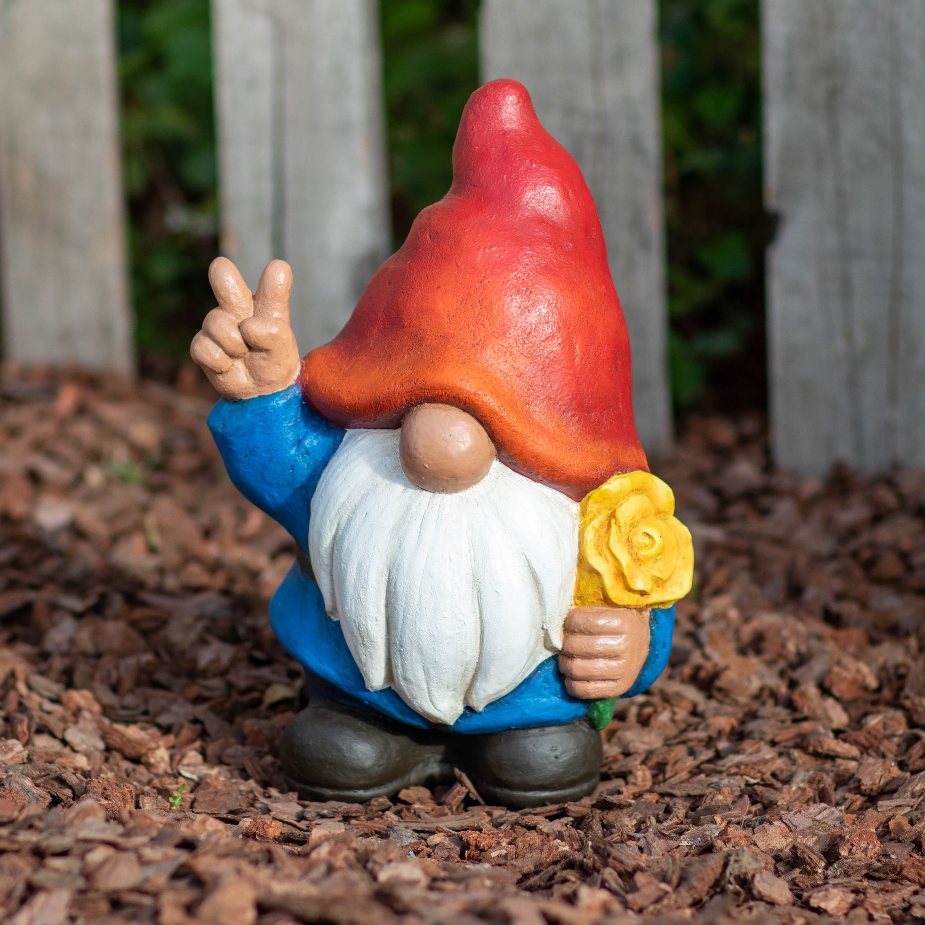 Mainstays Outdoor Red Blue Gnome Garden Statue, 6.75 in L x 4.5 in W x 9.75 in H