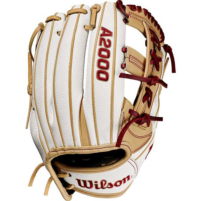 Wilson A2000 11.75 in. Infield Fast-Pitch Softball Glove