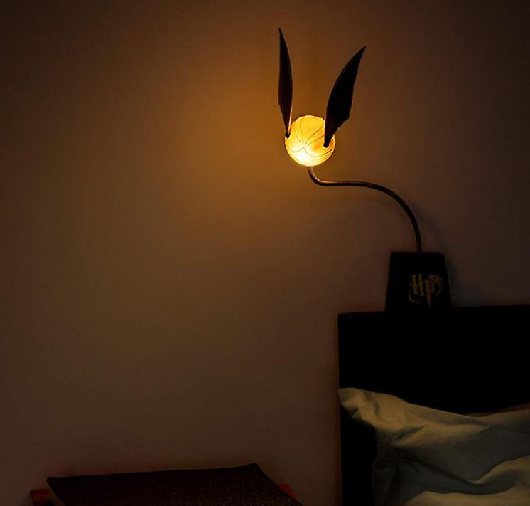 Golden Snitch Lumi Clip | Convenient Harry Potter Themed Reading Light | Powered By Batteries