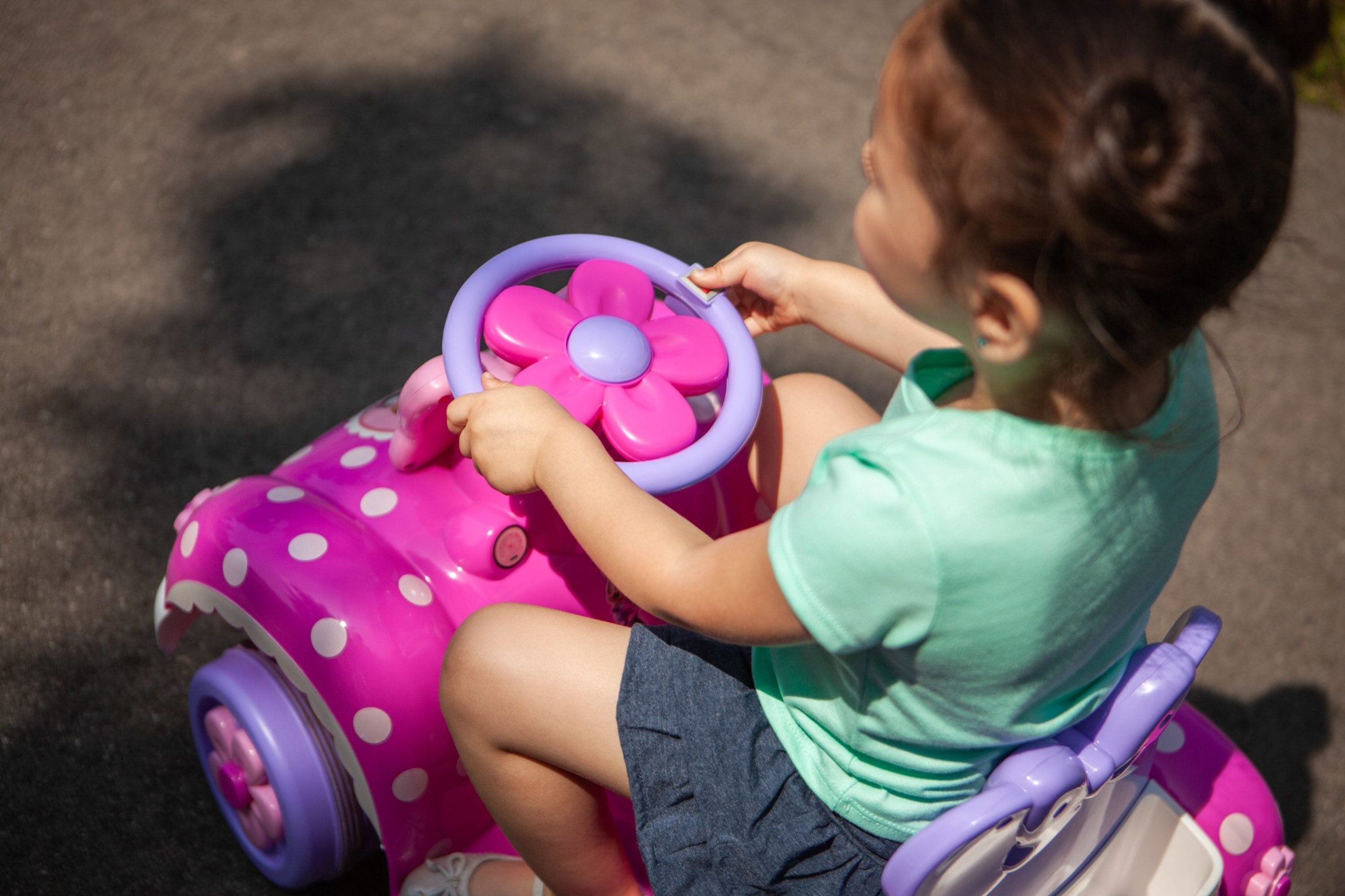 Disney Minnie Mouse Toddler Ride-On Toy