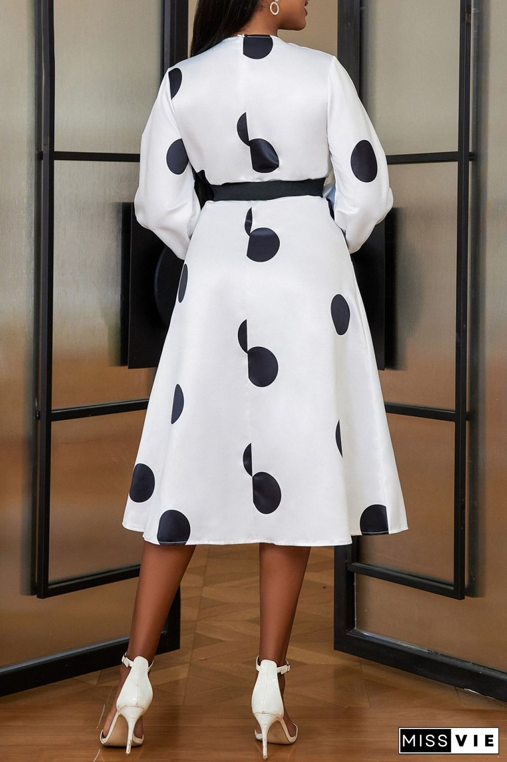 Casual Dot Print With Belt With Bow O Neck Long Sleeve Dresses