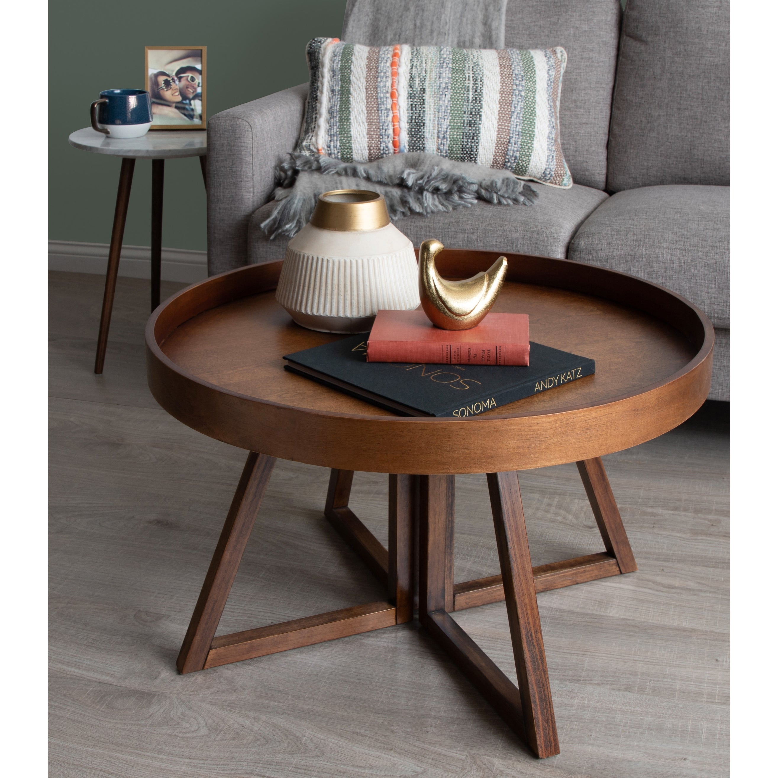 Kate and Laurel Avery 30-inch Round Coffee Table - 30