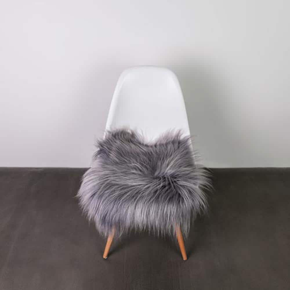 natural Icelandic Gray Brisa 15 in. x 15 in. Sheepskin Chair Pad 676685026255