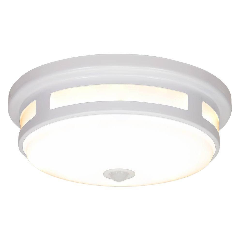 Hampton Bay 11 in. Round White Exterior Outdoor Motion Sensing LED Ceiling Light 830 Lumens 5 Color Temperature Options Wet Rated 564281040