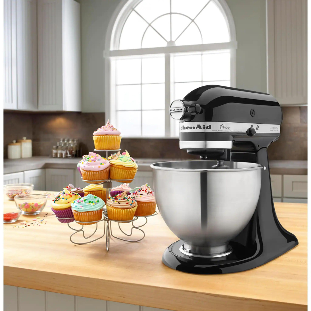 KitchenAid Classic Series 4.5 Qt. 10-Speed Onyx Black Stand Mixer With Tilt-Head