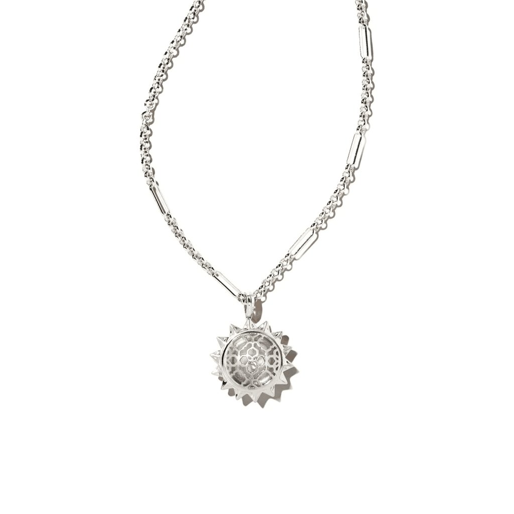 Kendra Scott  Sienna Sun Pendant Necklace in Silver