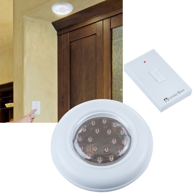 Cordless Ceiling Wall Light With Remote