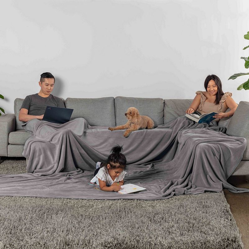 Truly Soft Velvet Plush Family Blanket