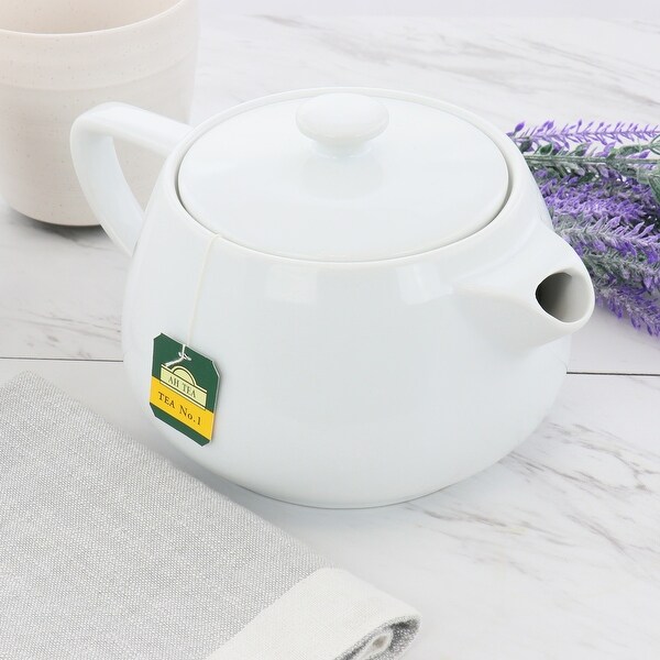 32 Ounce Porcelain Teapot With Lid in White