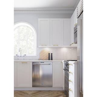 Cambridge Quick Assemble Modern Style with Soft Close White Shaker Wall Kitchen Cabinet 2 Door (36 in W x 12 D x 36 in H) SA-WU3636-SW