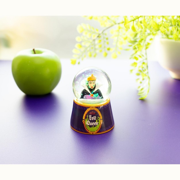 Mini Light up Snow Globe