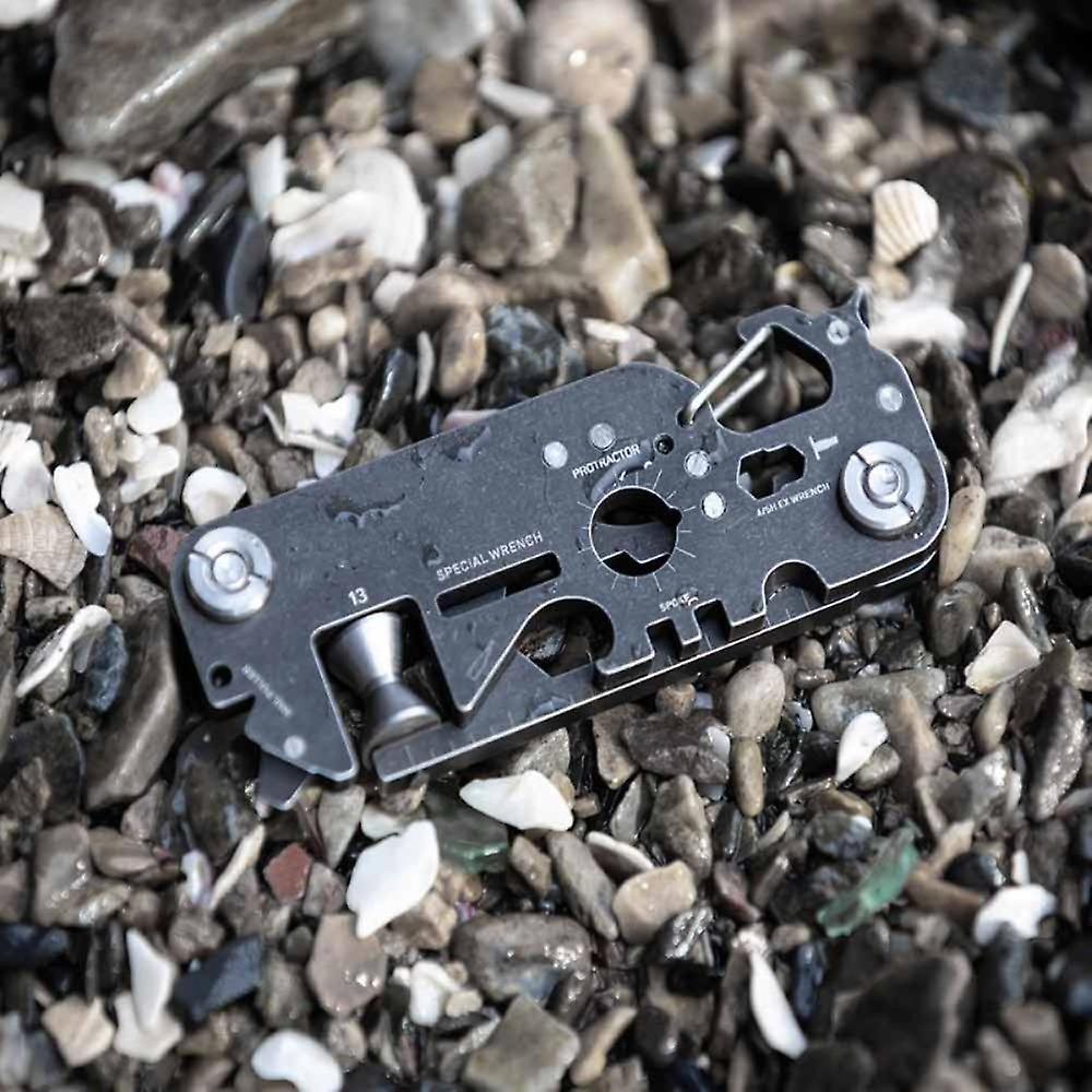 Outdoor Camping 28-in-1 Multi-function Combination Tool Portable Wild Survival Equipment Camping Knives