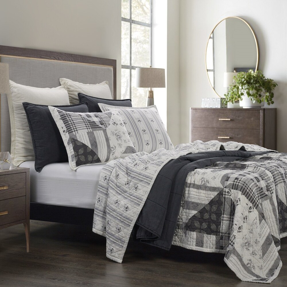 Paseo Road by HiEnd Accents Patchwork Prairie Reversible Quilt Set  3PC