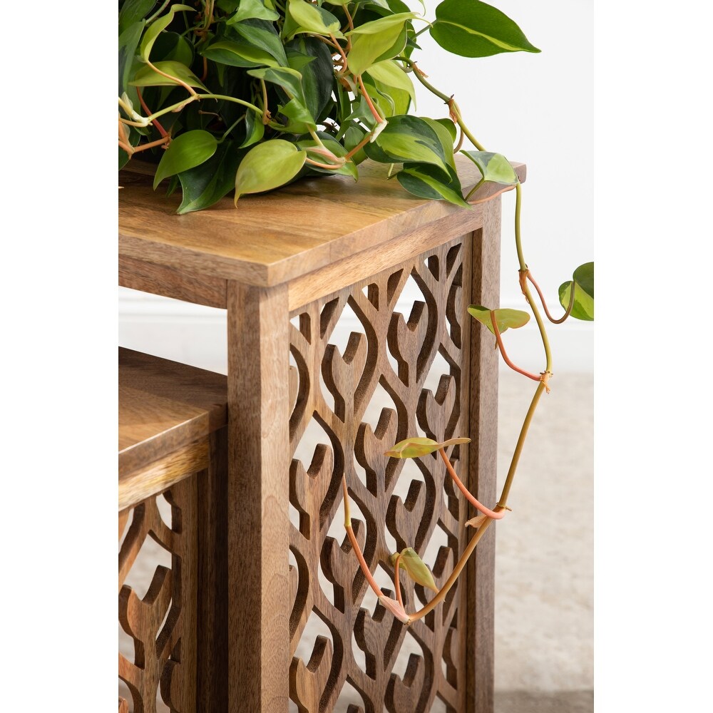 Kate and Laurel Karni Wooden Nesting Tables   2 Piece