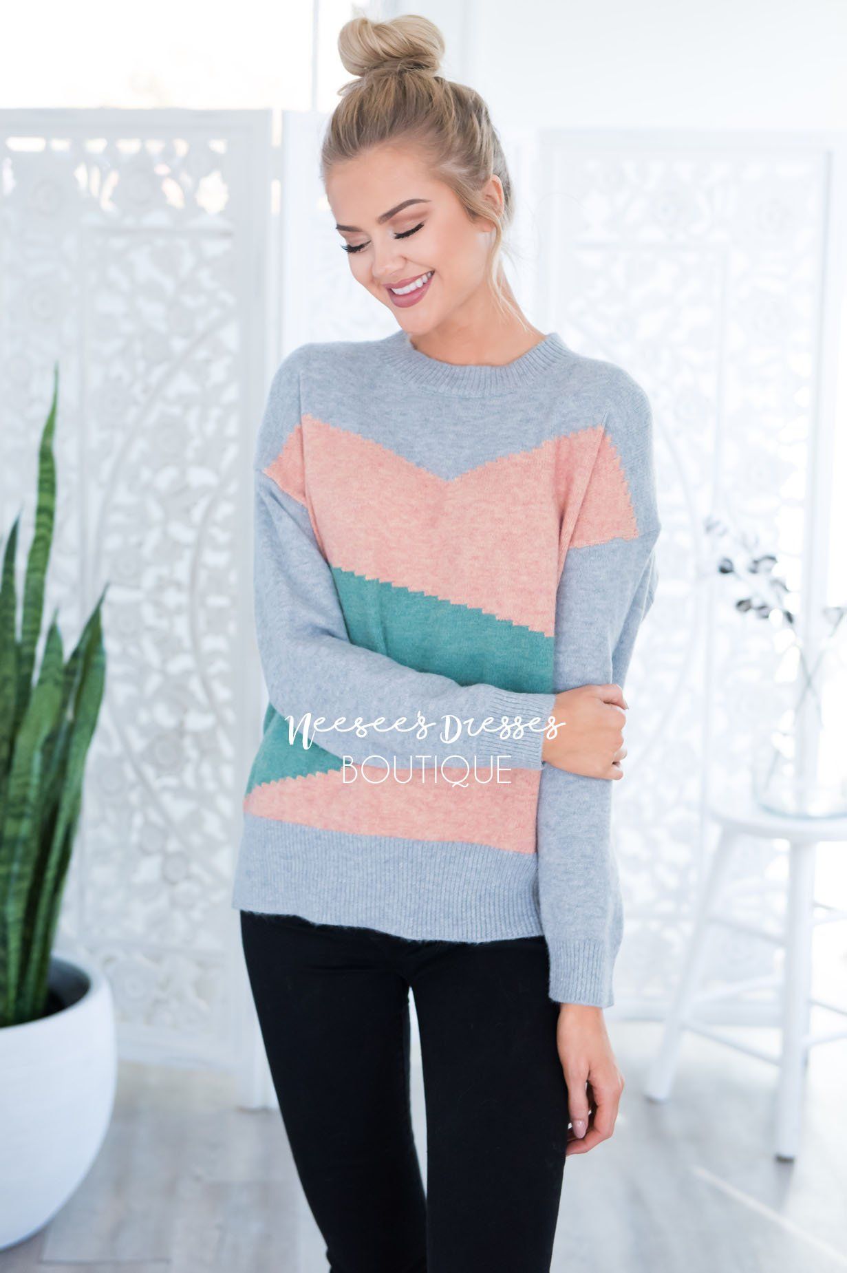 Retros Back Geometric Block Sweater