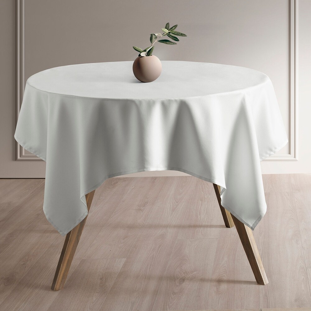 Exclusive Fabrics Performance Twill Table Cloth (1 PC)