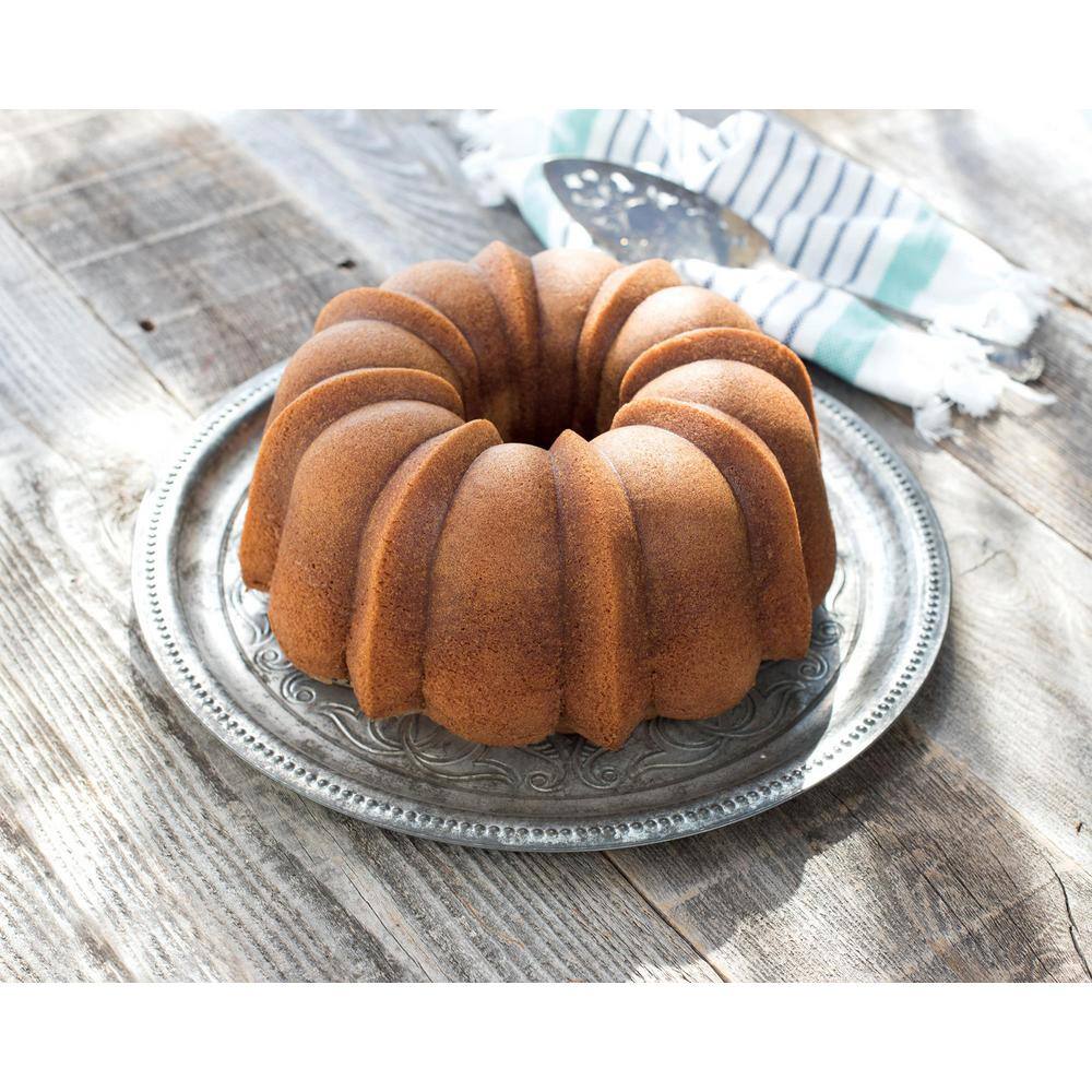 Nordic Ware Anniversary Bundt Pan 50077M