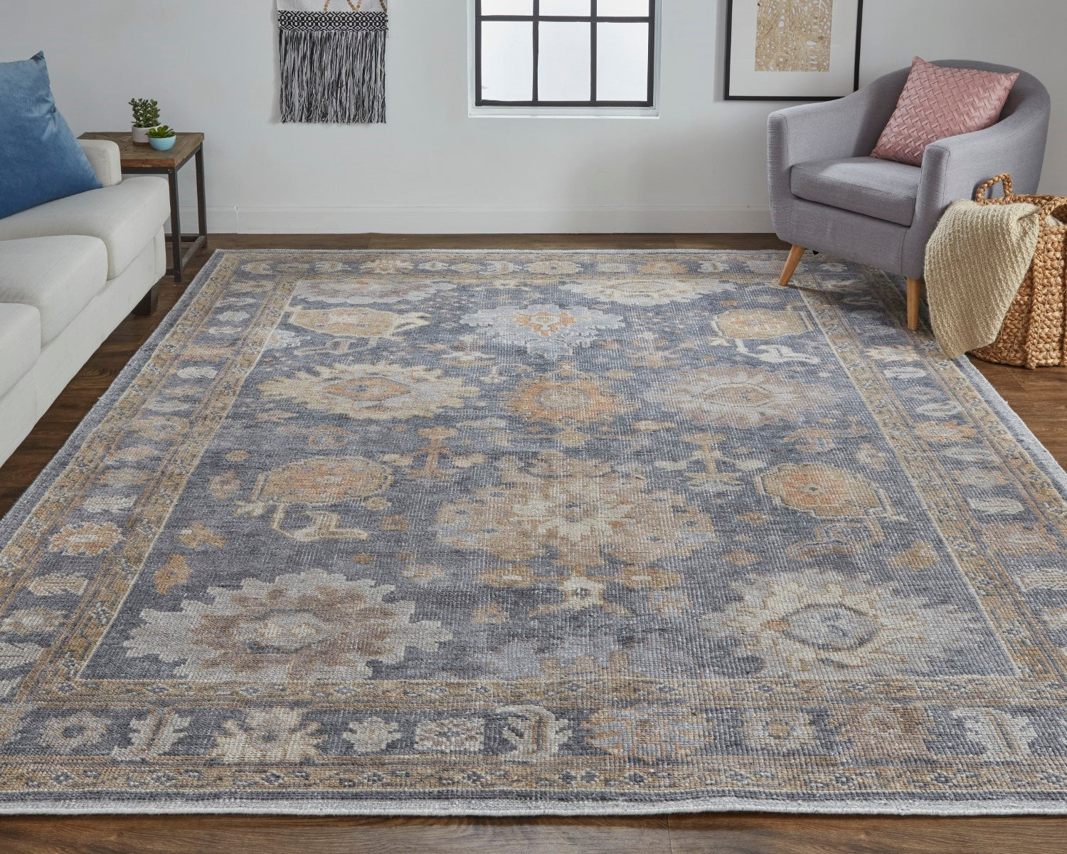 Tierney Hand-Knotted Ornamental Stone Blue/Apricot Tan Rug