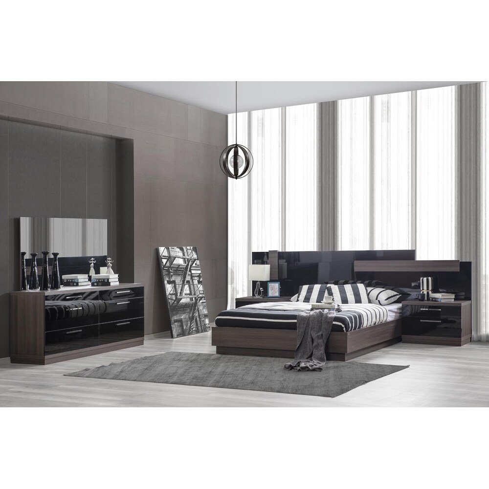 Napoli Bed LED in Gloss Black   Walnut in 2 sizes