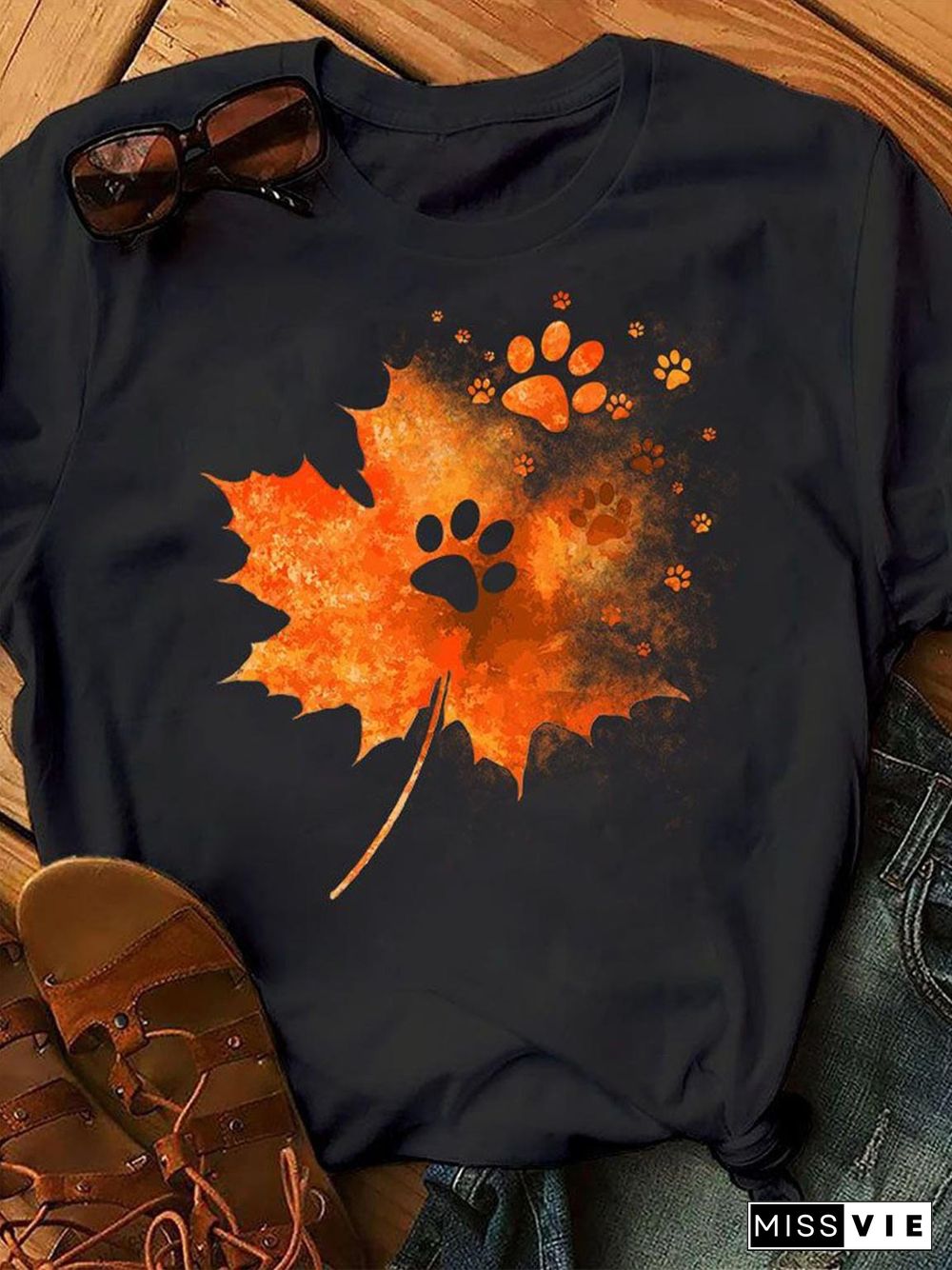 Maple Leaf Dog Paw Print Crew Neck T-Shirt