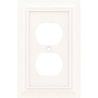 Hampton Bay Architectural White 1-Gang Single Duplex Wall Plate (1-Pack) W31558C-W-UH