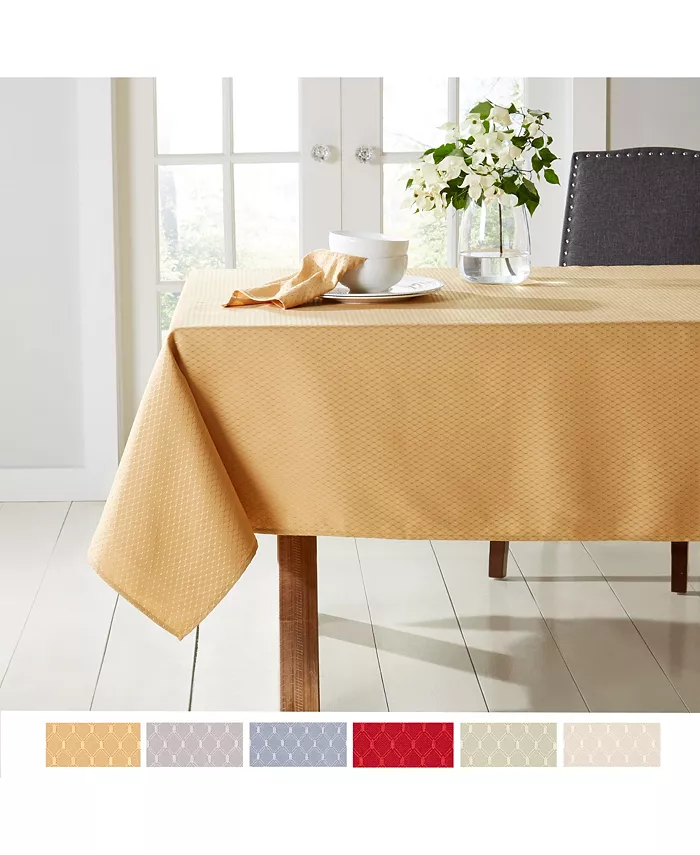 Town and Country Living McKenna Tablecloth 60x 160