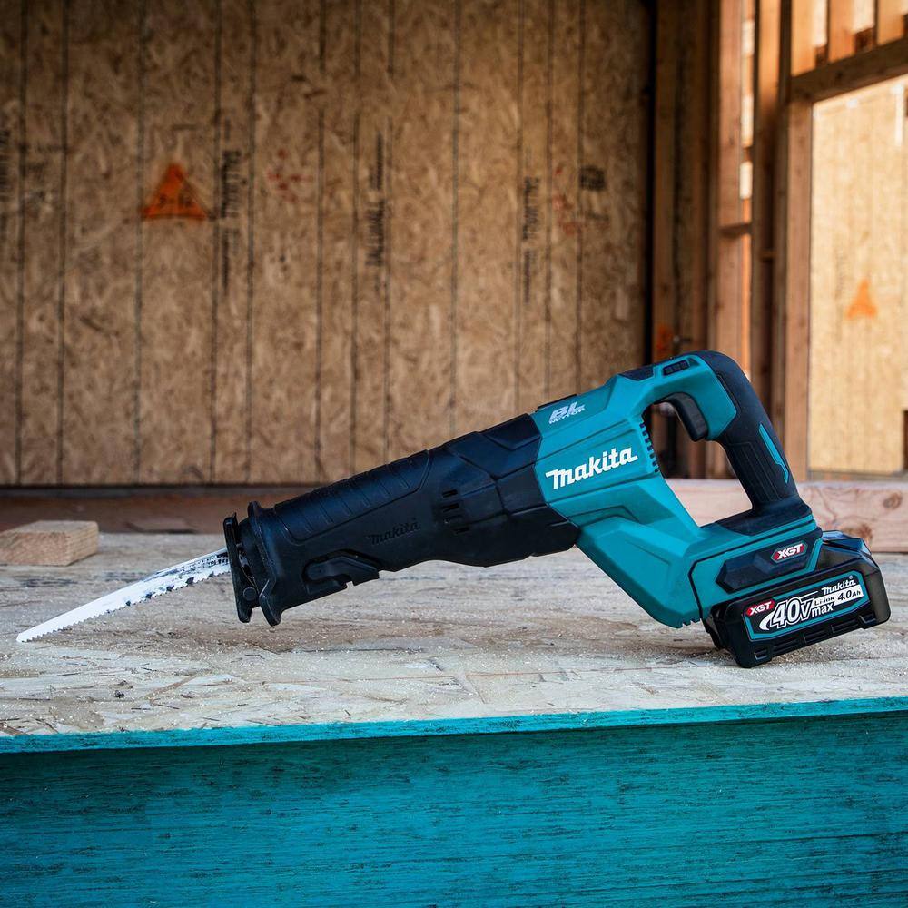 Makita 40V Max XGT Brushless Cordless Recipro Saw Kit (4.0Ah) GRJ01M1