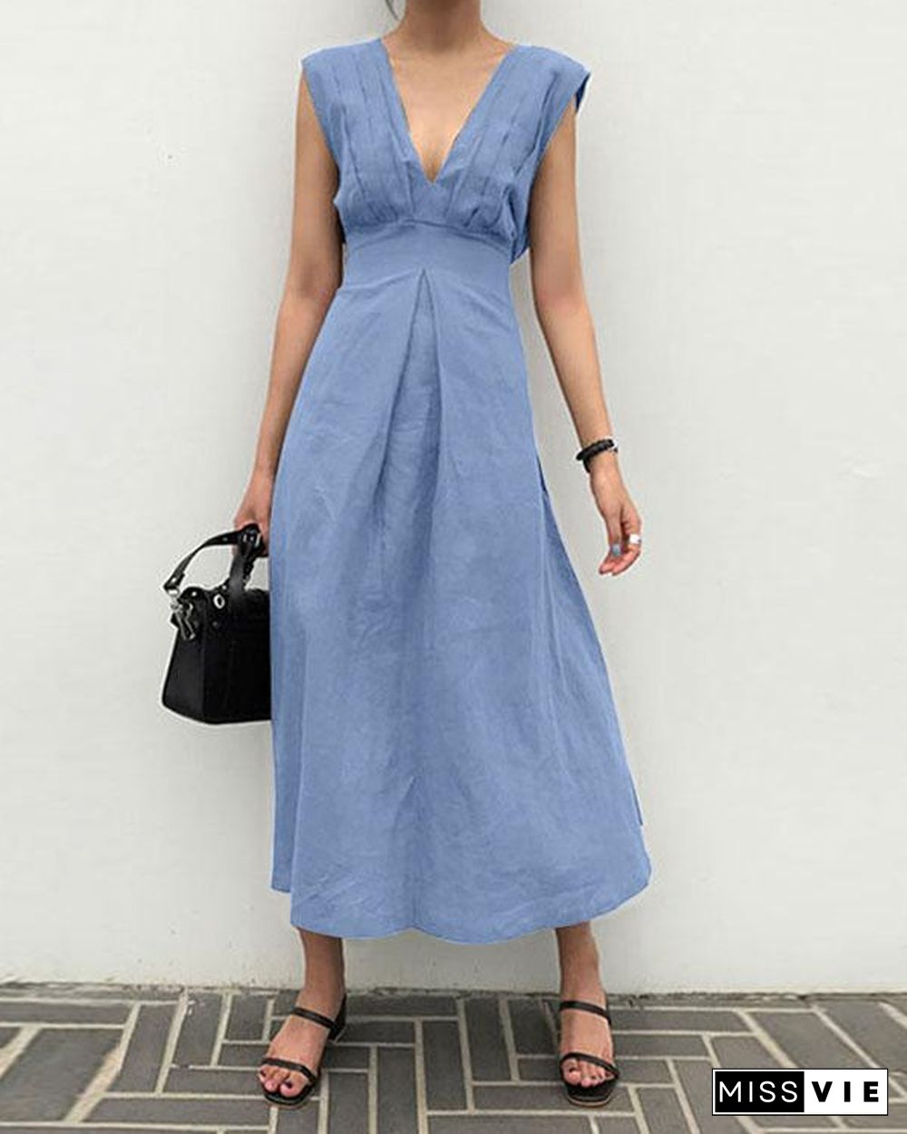 Solid Sleeveless Deep V Neck Fit&Flare Linen Maxi Dresses