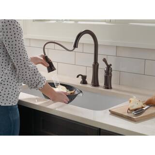 Delta Lakeview Single-Handle Pull-Down Sprayer Kitchen Faucet with Soap Dispenser in Venetian Bronze 59963-RBSD-DST