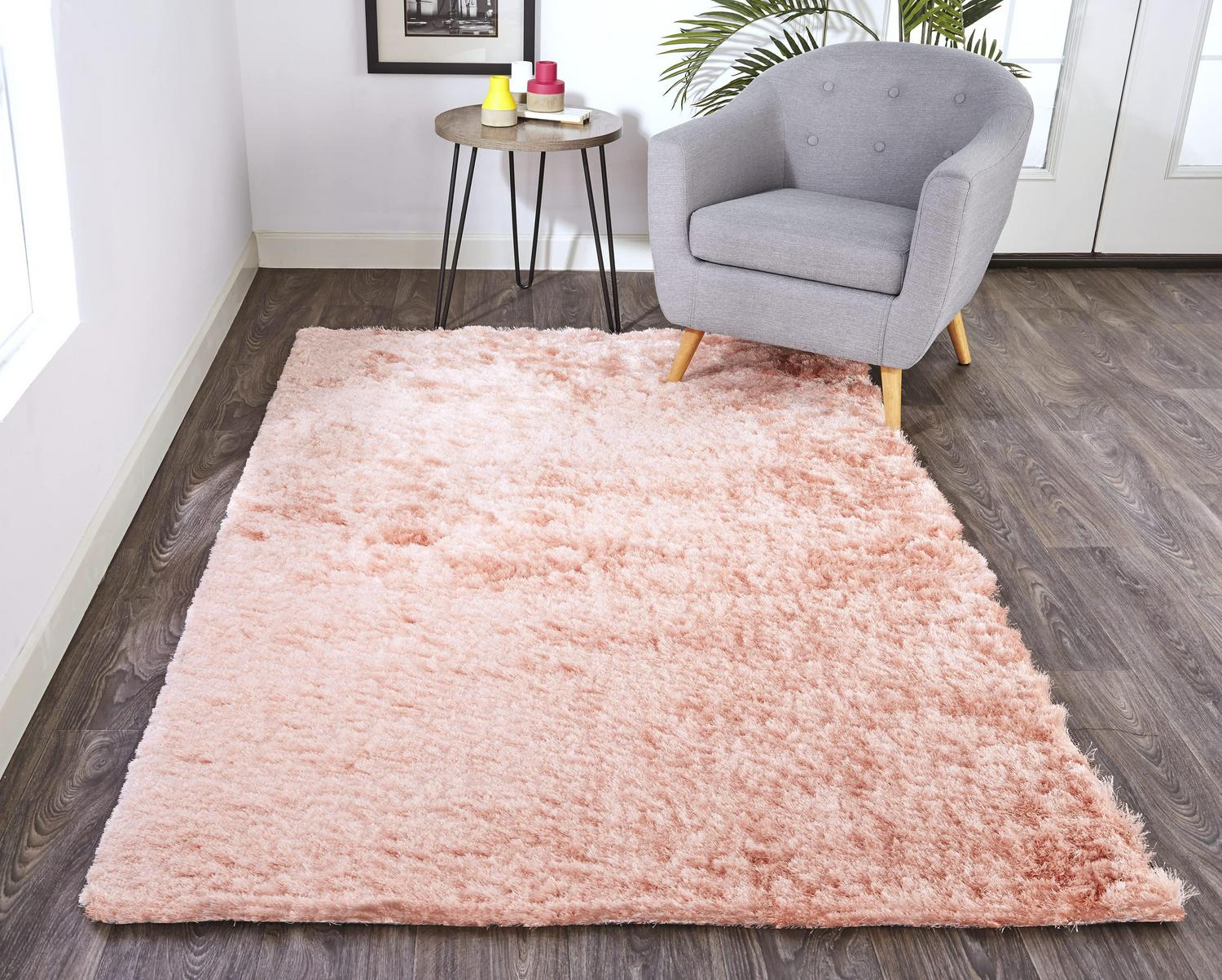 Freya Plush Shag Rug with Metallic Sheen， Salmon Pink， 2ft x 3ft-4in Accent Rug