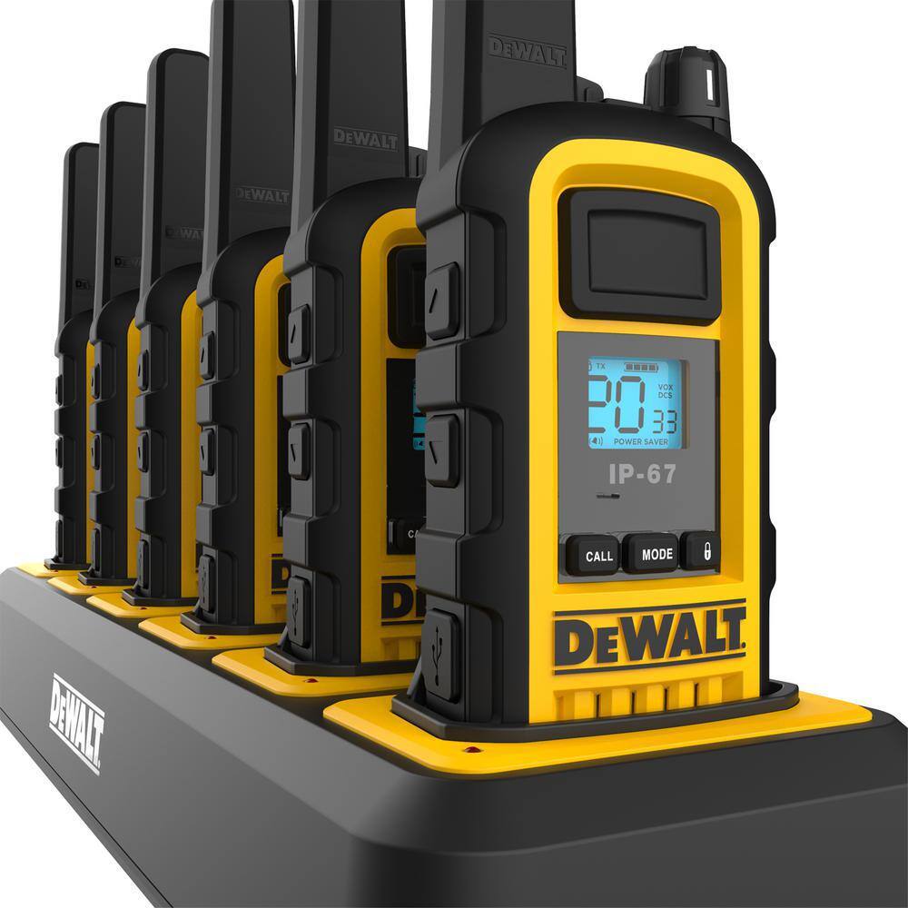 DW DXFRS800 Heavy-Duty 2-Watt Walkie Talkies with 6-Port Gang Charger (6-Pack) DXFRS800-BCH6B